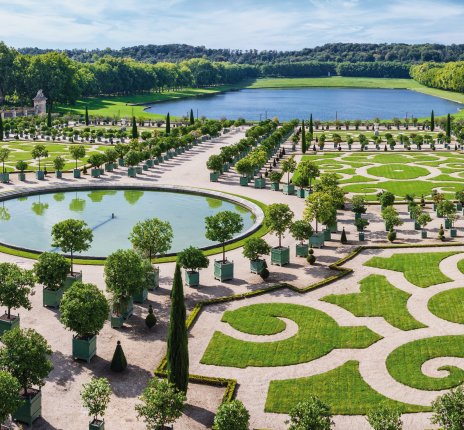 Orangerie und Park von Schloss Versailles © Javi Martin-fotolia.com