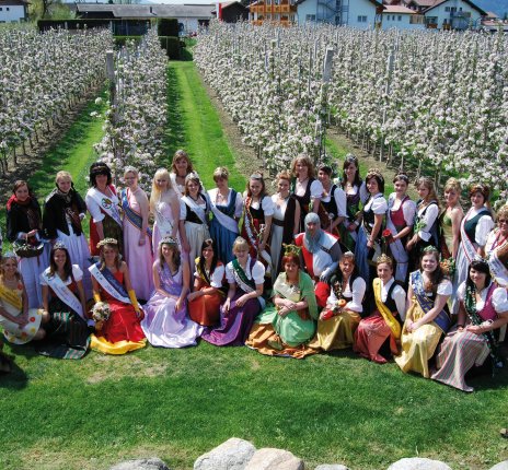 Königliches Festival im Blütenzauber © Tourismusverein Natz-Schabs