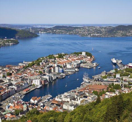 Blick über Bergen © Lars Johansson-fotolia.com