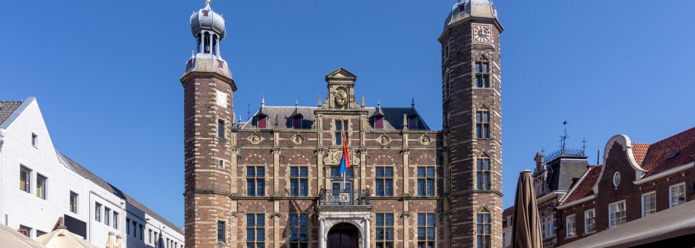 Rathaus und Markt in Venlo
